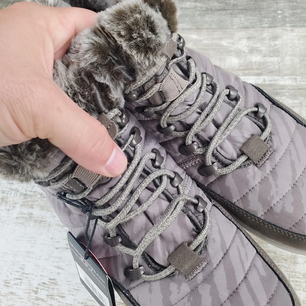 Hey Dude Brandy Ankle Boots Womens Sz 6 Faux Fur Lace Slip On Nougat Bootie